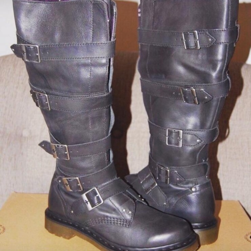 Phina series -Dr. marten zip up boots